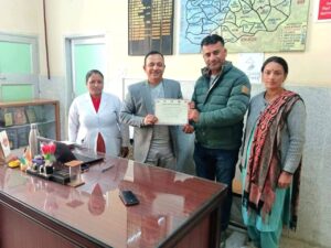 Mandi: करसोग का कुन्हू गांव बना मिसाल: 160 में से 149 अंक लेकर घोषित हुआ तंबाकू मुक्त, प्रशासन ने जारी किया सर्टिफिकेट