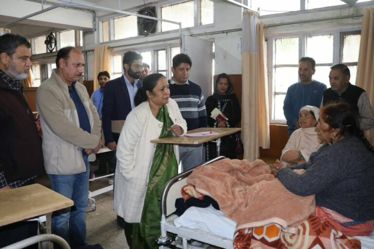 Kangra: धर्मशाला में महिला सुरक्षा की जमीनी हकीकत, राष्ट्रीय महिला आयोग की सदस्य ममता कुमारी ने किया कई संस्थाओं का निरीक्षण