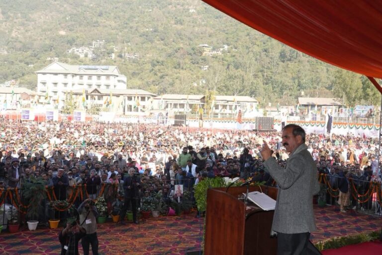 Mandi: सिर्फ दो साल में बदलेगी हिमाचल की तकदीर और तस्वीर: CM सुक्खू की जन संकल्प रैली में बड़ी घोषणाएं