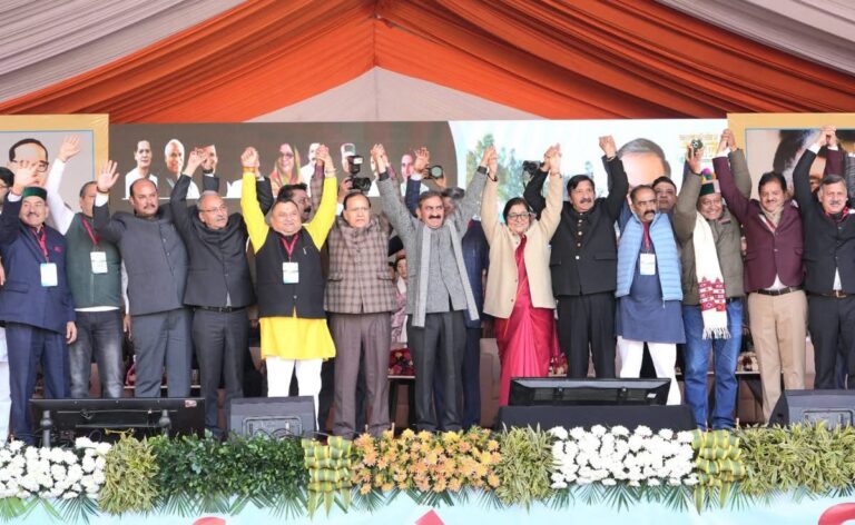 Mandi: मंडी में उमड़ा जनसैलाब: सुक्खू सरकार के तीन साल पर विकास, बदलाव और बड़े दावों की गूंज