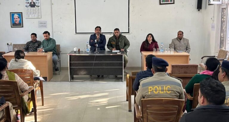 Kangra: नशा मुक्त हिमाचल: देहरा में जिला और पंचायत स्तर पर बैठकें, युवाओं को सुरक्षित भविष्य देने का संकल्प
