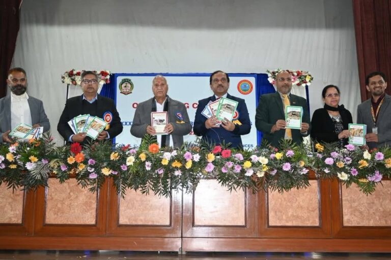 Kangra: पशु चिकित्सक हैं ग्रामीण अर्थव्यवस्था की रीढ़, पालमपुर में कृषि मंत्री प्रो. चंद्र कुमार ने दिया सेवा का मंत्र