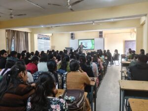 Kangra: भारतीय खेलों से करियर तक, नूरपुर कॉलेज में भारतीय ज्ञान प्रणालियों पर राष्ट्रीय सेमिनार ने खोली नई सोच