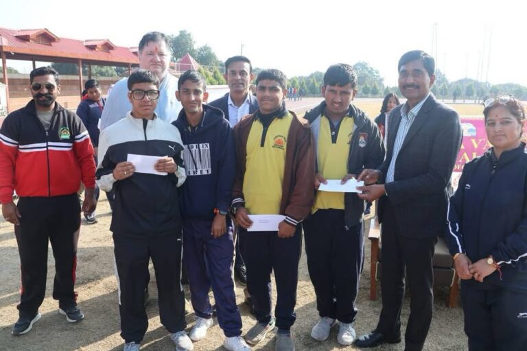Kangra: कांगड़ा कार्निवाल की शुरुआत खास अंदाज में, दिव्यांग बच्चों के खेलों ने जीता दिल