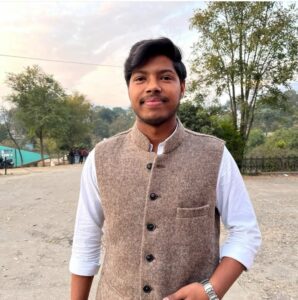 Kangra: बैजनाथ के अभिषेक कपूर बने हिमाचल पुलिस अधिकारी, गांव से लेकर जिले तक खुशी की लहर