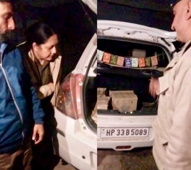 Kangra: नाकाबंदी में नूरपुर पुलिस की बड़ी कार्रवाई, कार से 96 बोतल देसी शराब बरामद, एक गिरफ्तार
