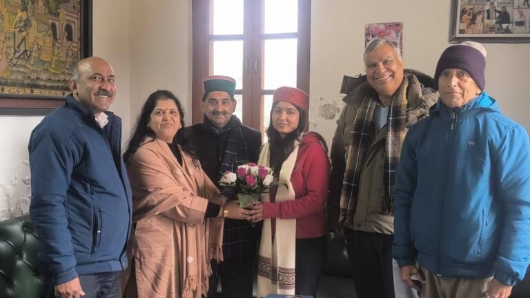 Kangra: शाहपुर की बेटी दिव्य ज्योति कटोच ने रचा इतिहास, HPAS परीक्षा पास कर बढ़ाया पूरे प्रदेश का मान