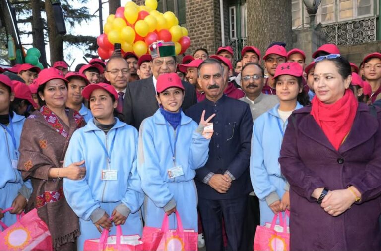 Himachal: मुख्यमंत्री सुक्खू की खास पहल, ‘चिल्ड्रन ऑफ द स्टेट’ देश भ्रमण पर रवाना, दिल्ली से गोवा तक दिखेगा नया भारत