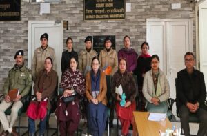 Himachal: महिलाओं की आवाज सीधे प्रशासन तक, उपायुक्त परिसर में महिला आयोग की अदालत में 37 मामलों की सुनवाई