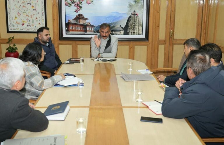 Himachal: मेडिकल कॉलेजों में बड़ा बदलाव: सीनियर रेजिडेंटशिप पॉलिसी लाएगी सरकार, MD-MS के नए विषय भी होंगे शुरू