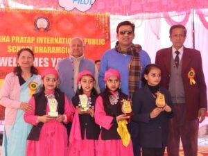 Kangra: नगरोटा में शिक्षा पर बड़ा ऐलान, आर.एस. बाली ने बताए सरकारी स्कूलों को बदलने वाले फैसले