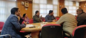 Kangra: कांगड़ा में लम्बित राजस्व मामलों का त्वरित निपटारा सुनिश्चित, डीसी ने 31 मार्च तक सख्त निर्देश दिए