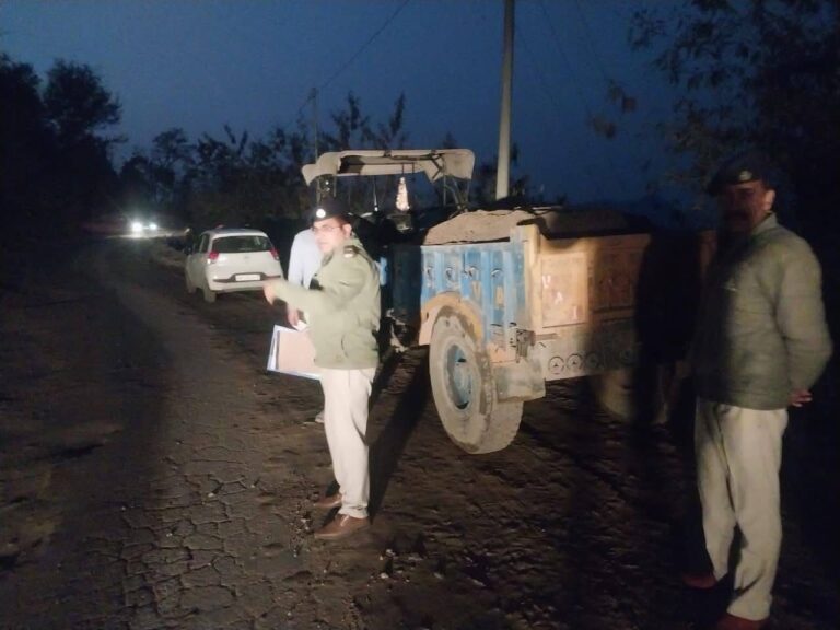Kangra: अवैध खनन माफिया पर नूरपुर पुलिस का शिकंजा और कसा, एक ही अभियान में 5 वाहन जब्त