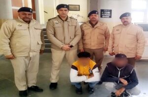 Sirmaur: माजरा में नशे पर बड़ी कार्रवाई: बाइक सवार दो युवक 12 ग्राम चिट्टे के साथ गिरफ्तार