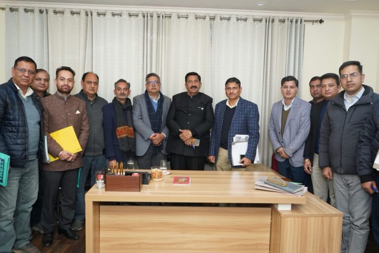 Kangra: कांगड़ा में पानी की बड़ी तैयारी: 3240 करोड़ की पेयजल योजनाएं, उपमुख्यमंत्री अग्निहोत्री ने अफसरों को दिए सख्त निर्देश