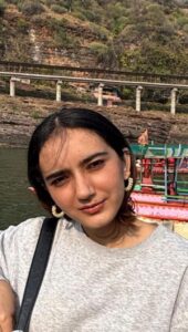 Himachal: ठियोग की आयुषी वर्मा ने यूजीसी नेट जेआरएफ परीक्षा में हासिल की शानदार सफलता, 99.64 परसेंटाइल के साथ क्षेत्र का नाम किया रोशन