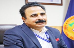 Himachal: HP Board Exams 2026: डा. राजेश शर्मा ने छात्रों को दी सफलता की राह, अनुशासन और मेहनत पर दिया जोर