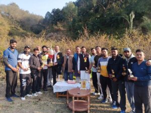Kangra: लंज में दो दिवसीय टूर्नामेंट का रोमांचक समापन, हारचकिया यूथ क्लब बना चैंपियन; भाजपा नेताओं ने युवाओं को दिया बड़ा संदेश