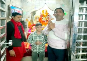 Himachal: 11 महीने बाद लौटी खुशियों की आवाज: 6 साल के बेटे की जुबान खुली तो शाहतलाई में चढ़ाई चांदी की जीभ