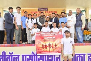 Kangra: शाहपुर मिनी हाफ मैराथन में द्रोणाचार्य कॉलेज की शानदार भागीदारी, शिवाली गुलेरिया ने टॉप-10 में बनाई जगह