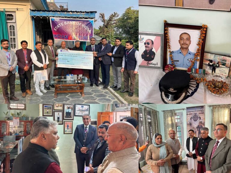 Kangra: दुबई एयरशो में शहीद विंग कमांडर नामांश स्याल के परिजनों से मिले सांसद डॉ. राजीव भारद्वाज, 1.50 करोड़ की सहायता राशि भेंट