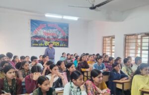 Kangra: कांगड़ा के राजकीय महाविद्यालय रिड़कमार में सांख्यिकी पर खास कार्यशाला, 70 विद्यार्थियों ने सीखा डेटा का असली महत्व