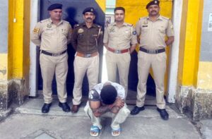 Hamirpur: चंडीगढ़ से पकड़ा गया ‘चिट्टा’ का बड़ा सरगना! हमीरपुर पुलिस की बड़ी कार्रवाई, खुला बड़ा नेटवर्क
