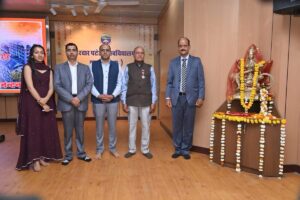 Himachal: सरदार पटेल यूनिवर्सिटी मंडी का 4वां स्थापना दिवस: ‘एप्पल मैन’ हरिमन शर्मा की मौजूदगी में दिखी विकास की झलक