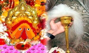 Himachal: मन्नत पूरी होते ही भक्त ने चढ़ाई 6 लाख की सोने की चौरी, चिंतपूर्णी दरबार में आस्था का अनोखा नज़ारा