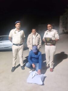 Kangra: क्रेटा कार में छुपा था बड़ा राज! 1.25 किलो चरस और 1 लाख कैश के साथ शिमला का व्यक्ति गिरफ्तार