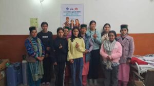 Kinnaur: बेटियों की सुरक्षा का बड़ा कदम: किन्नौर में HPV वैक्सीन अभियान तेज, डॉ. नेगी ने अभिभावकों से की खास अपील