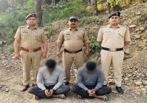 Kangra: देहरा में पुलिस की बड़ी कार्रवाई: बाइक सवार दो तस्कर 42 ग्राम चरस के साथ गिरफ्तार