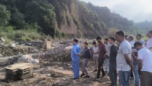 Kangra: धनोटू पुल हादसे पर बवाल! विधायक केवल सिंह पठानिया का सख्त एक्शन, उच्च स्तरीय जांच के आदेश