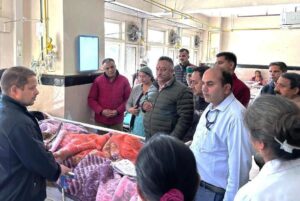 Ani Accident: शिक्षा मंत्री IGMC पहुंचे, घायलों से मुलाकात—चार शिक्षकों की मौत पर जताया गहरा शोक