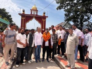 Kangra: शाहपुर में धार्मिक उत्सव के बीच विधायक केवल सिंह पठानिया की तल माता मंदिर यात्रा, ‘जातर’ में बढ़ी रौनक