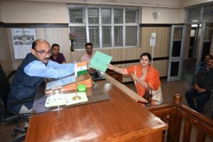 Mandi: जोगिंदर नगर नगर परिषद चुनाव 2026: अंतिम दिन 9 नामांकन दाखिल, कुल प्रत्याशी पहुंचे 18—वार्डवार मुकाबला हुआ तेज