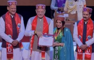 Kangra: शाहपुर की बेटी ने बढ़ाया हिमाचल का मान: शादी के बाद पढ़ाई जारी रख जीत लिया गोल्ड मेडल