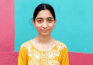 मोबाइल से बनाई दूरी, हासिल किए 699 अंक! कांगड़ा की अनमोल बनी हिमाचल बोर्ड 10वीं की टॉपर