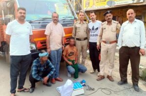 Bilaspur: हिमाचल में बोलेरो से 4 किलो चरस बरामद, कुल्लू के 2 तस्कर गिरफ्तार; शिमला ले जाई जा रही थी खेप