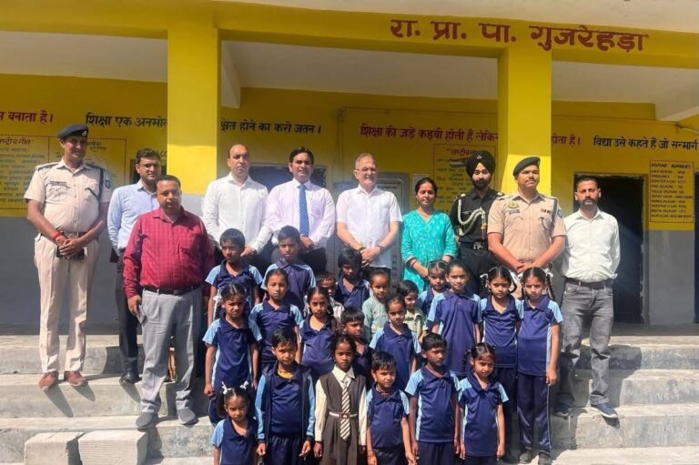 Kangra: कांगड़ा के सरकारी स्कूल पहुंचे राज्यपाल कविंदर गुप्ता, बोले- ग्रामीण क्षेत्रों की शिक्षा से नहीं होगा कोई समझौता