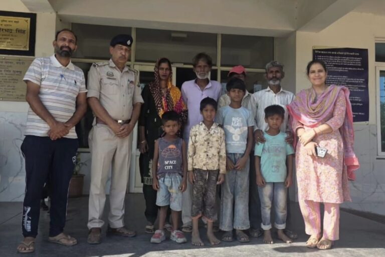 Solan: बद्दी में लावारिस मिले चार बच्चे, महिला पुलिस ने त्वरित कार्रवाई कर परिजनों से मिलाया