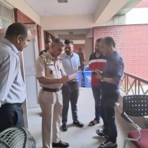 Kangra: नूरपुर पंचायत चुनाव मतगणना केंद्रों पर सख्त सुरक्षा, स्ट्रांग रूम का उच्च अधिकारियों ने किया निरीक्षण