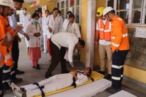 Kangra: कांगड़ा में 7.8 तीव्रता के भूकंप जैसा अभ्यास, 14 उपमंडलों में मेगा मॉक ड्रिल ने परखी आपदा से निपटने की तैयारी