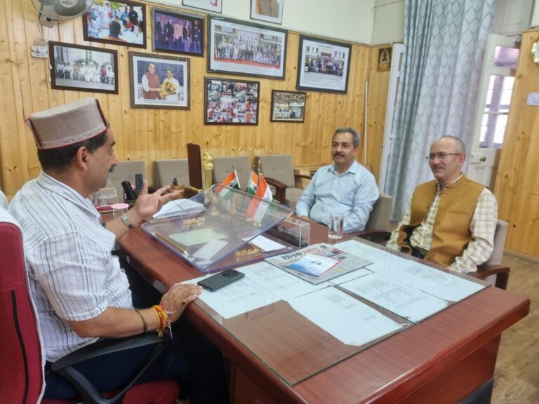 Kangra: शाहपुर के लिए बड़ी खुशखबरी! जुलाई के पहले सप्ताह में शुरू होगा गुब्बर का सोलर प्लांट, खत्म होगी लो-वोल्टेज की समस्या