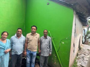 Kangra: भूकंप के बाद शाहपुर के कई गांवों में नुकसान, प्रशासन और जनप्रतिनिधियों ने किया मौके का दौरा