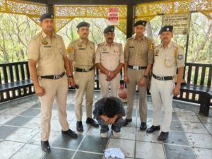 Kangra: देहरा में नशा तस्करों पर बड़ा वार: 279 ग्राम चरस के साथ युवक गिरफ्तार, सप्लाई नेटवर्क की जांच में जुटी पुलिस