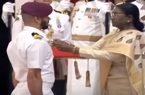 Una: ऊना के वीर सपूत ने बढ़ाया देश का मान, राष्ट्रपति द्रौपदी मुर्मू ने शौर्य चक्र से किया सम्मानित