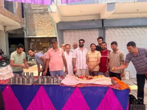 Kangra: भीषण गर्मी में राहत: शाहपुर मेन बाजार के रत्नी देवी कॉम्प्लेक्स में छबील, राहगीरों की लगी कतार