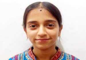 Kangra: धर्मशाला की बेटी रिधिमा ने रचा इतिहास, HPCET-2026 (बी.फार्मेसी) में पूरे हिमाचल में हासिल किया पहला स्थान