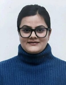 Kangra: गुलेर की बेटी आयुषी धीमान ने नर्सिंग ऑफिसर परीक्षा पास कर रचा इतिहास, परिवार और पूरे कांगड़ा का बढ़ाया मान